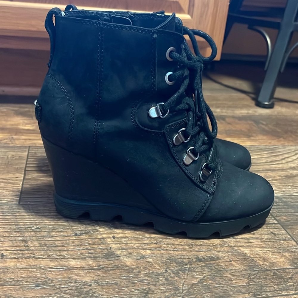 Sorel Joan Uptown Lace Up With Zipper Size 8
